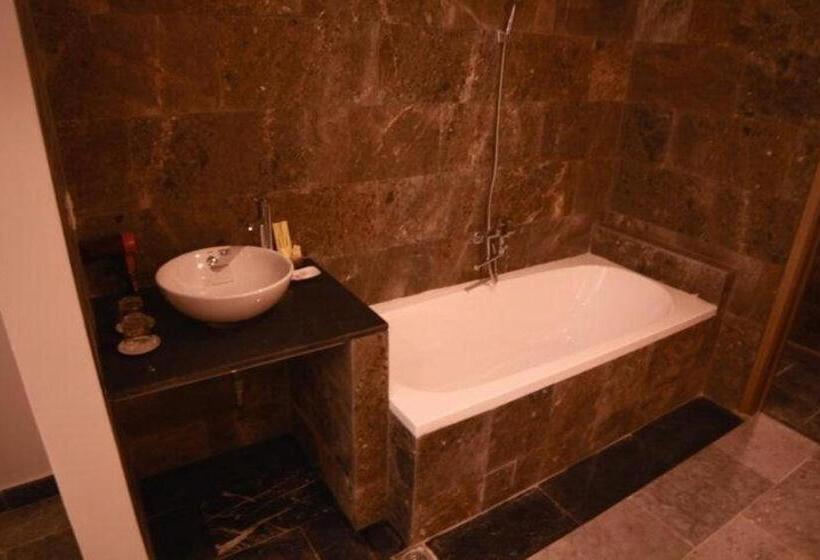 اتاق استاندارد با چشمانداز باغ, Jolie Villa Hoi An