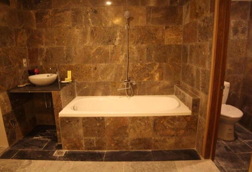 اتاق استاندارد با چشمانداز باغ, Jolie Villa Hoi An