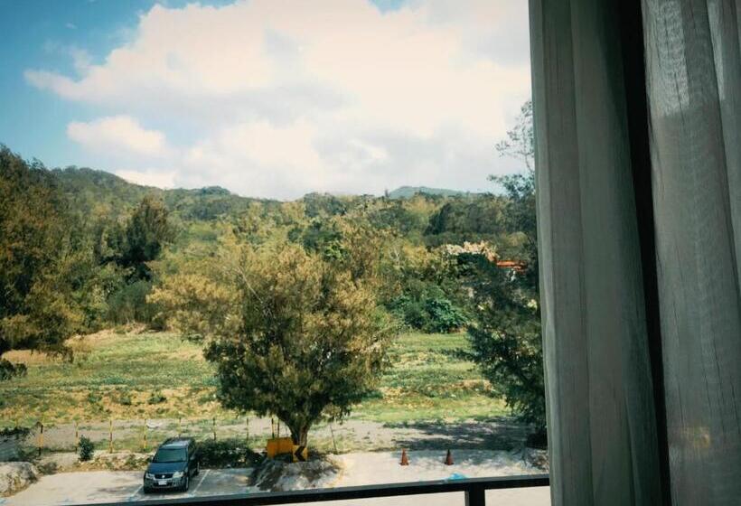 اتاق استاندارد با چشم‌انداز کوهستان, Mini Summer