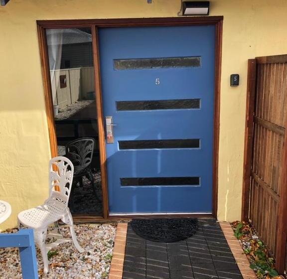 מיטה בחדר משותף, Observatory Guesthouse   Adults Only