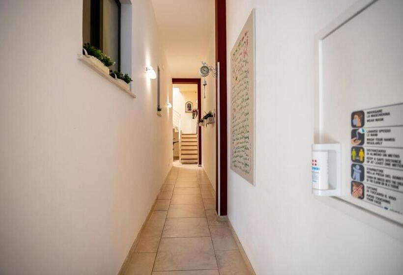 带2个卧室的公寓, Trapani Home