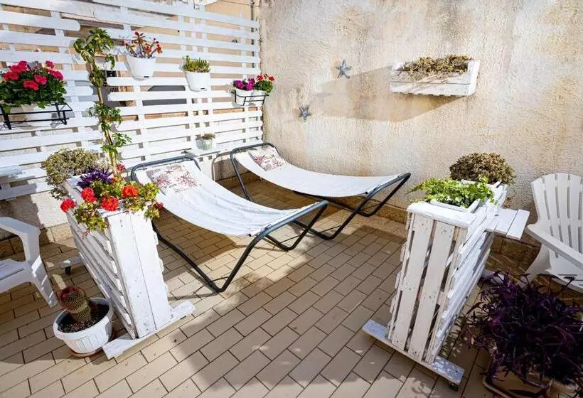 اتاق سوپریور چهار تخته, Trapani Home