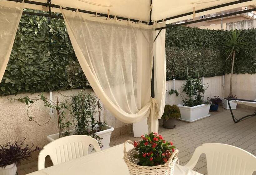 标准间, Trapani Home