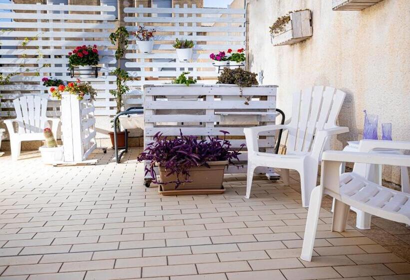 带2个卧室的公寓, Trapani Home