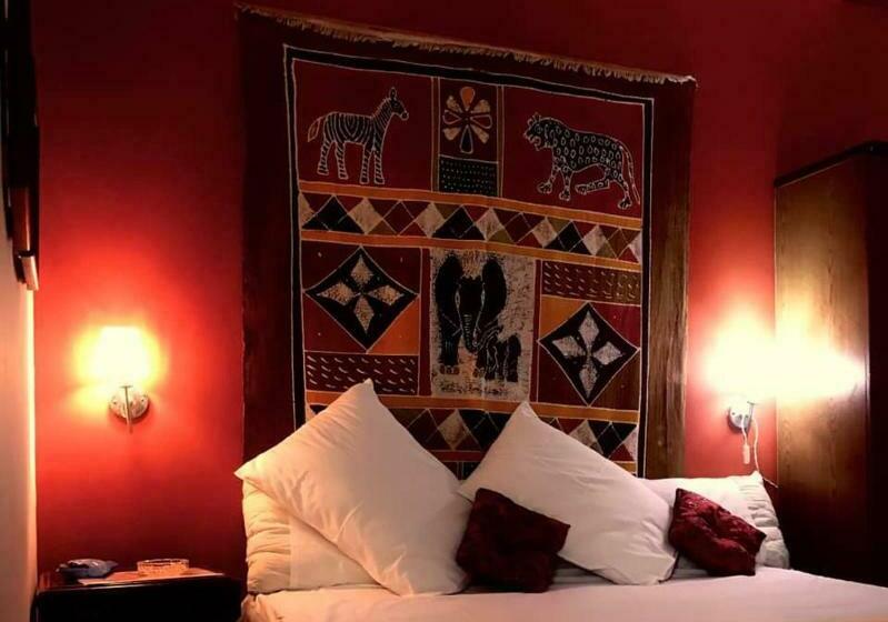 اتاق استاندارد, Alexander The Great