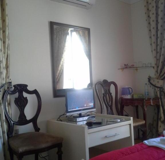 اتاق استاندارد, Alexander The Great