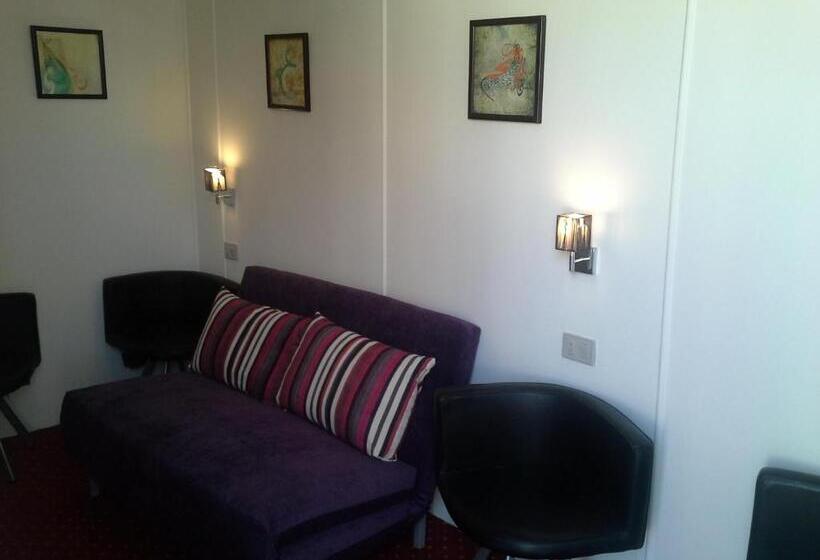 آپارتمان 2 خوابه, Alexander The Great