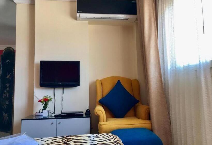 آپارتمان 1 خوابه, Alexander The Great