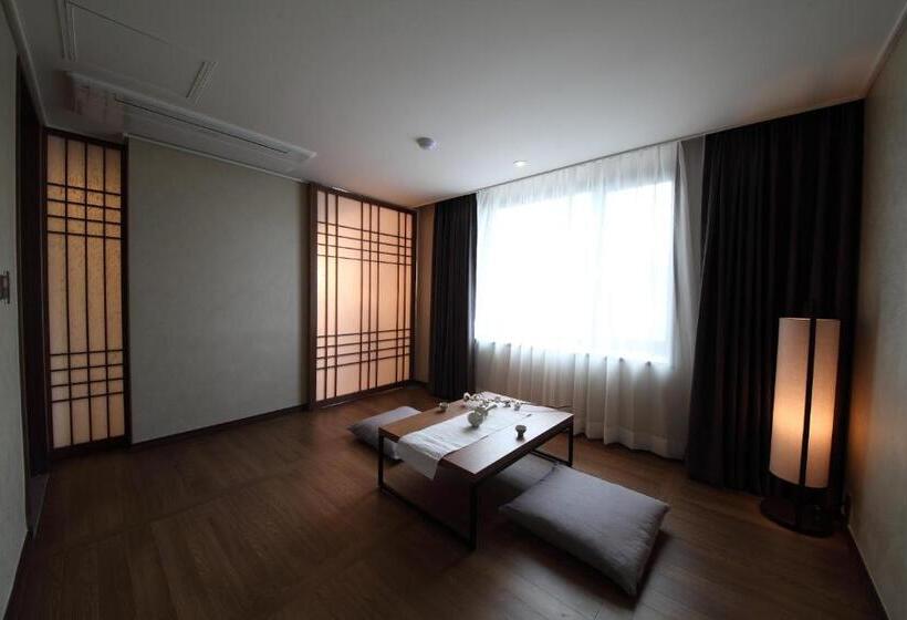 חדר דלוקס, Avonhotel Gunsan