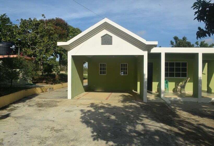 ویلای 4 خوابه, Farm Villa Estancia