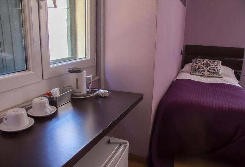 غرفة كومفورت ثلاثية, Affittacamere The Tramp