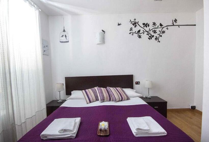 غرفة قياسية, Affittacamere The Tramp