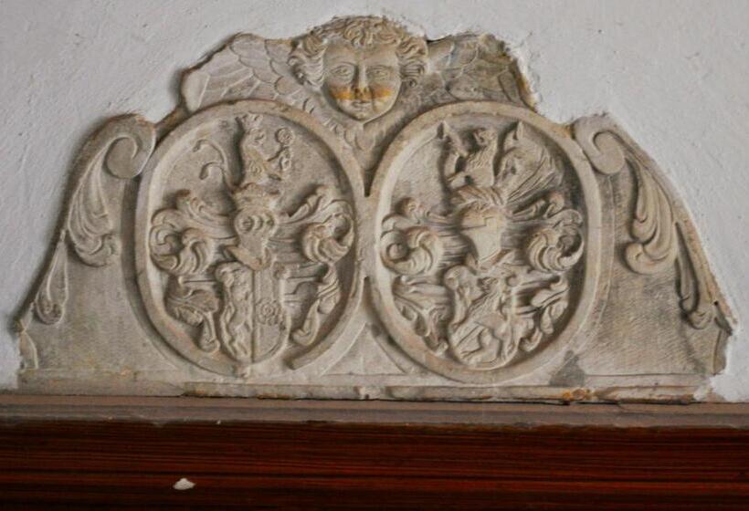 共用浴室的经济型房间, Art Hotel & Hostel