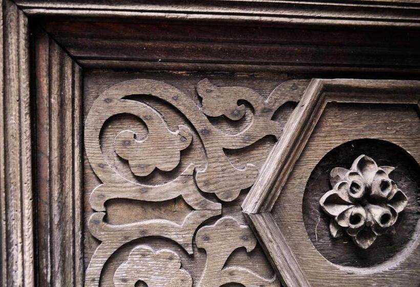 共用浴室的经济型房间, Art Hotel & Hostel