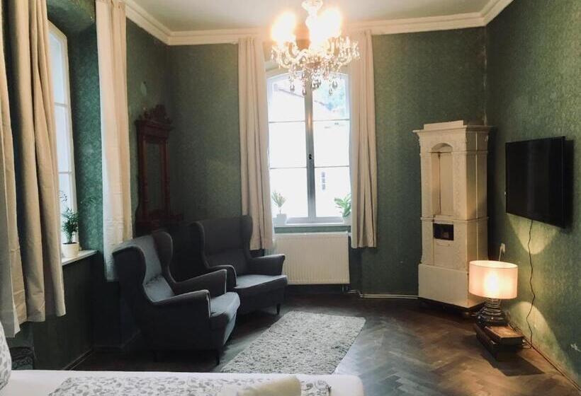 共用浴室的经济型房间, Art Hotel & Hostel