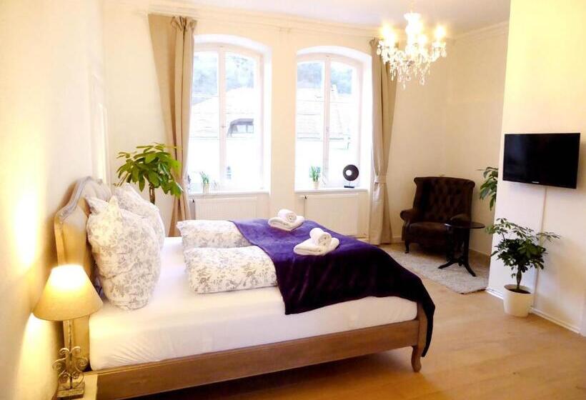 标准间, Art Hotel & Hostel