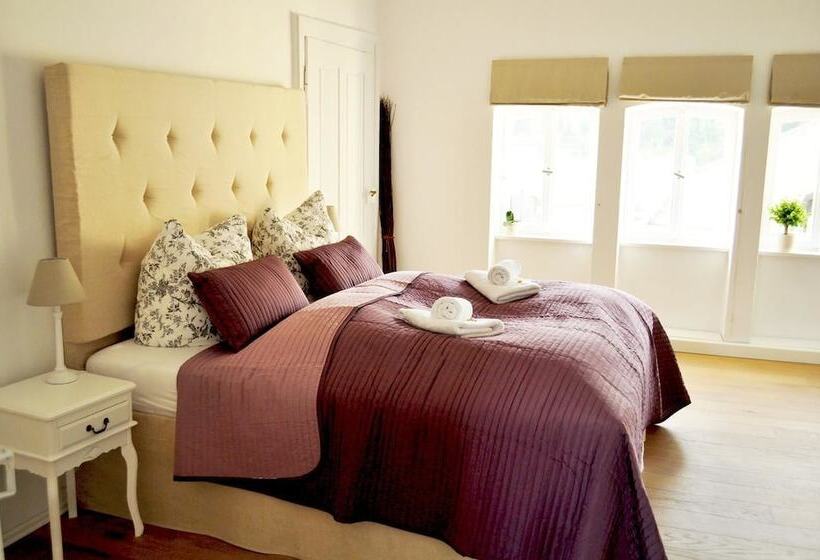 标准间, Art Hotel & Hostel