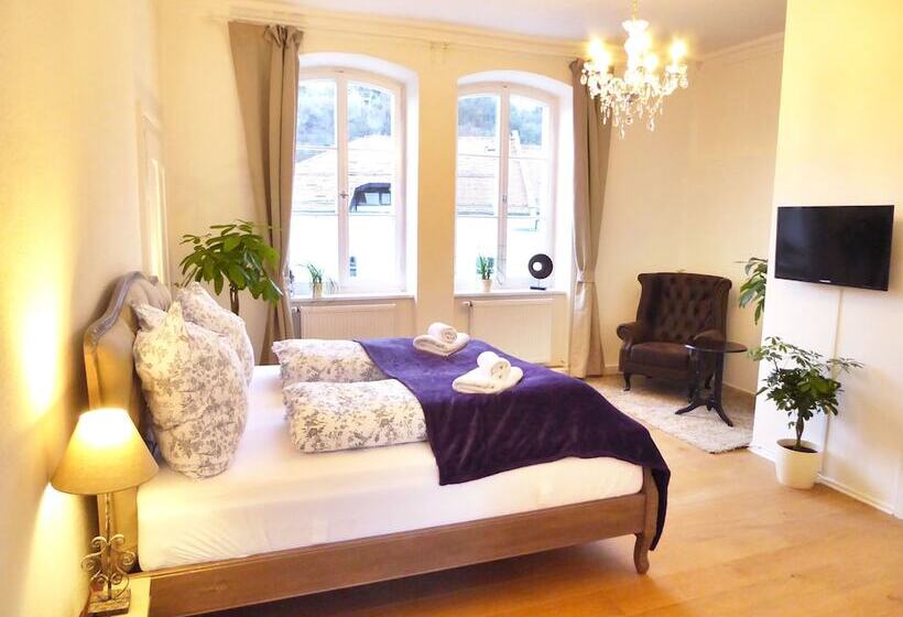 标准间, Art Hotel & Hostel