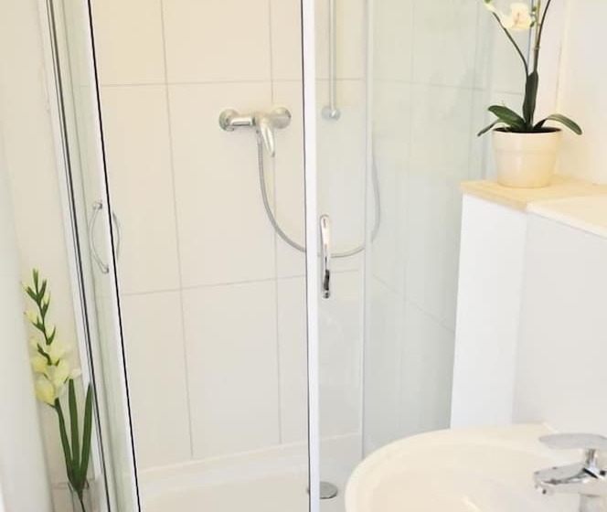 四人标准间, Art Hotel & Hostel