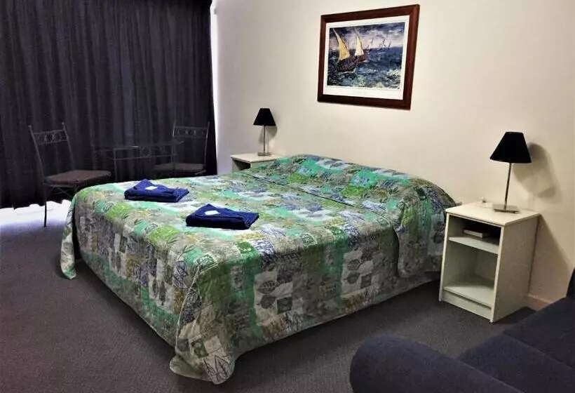 اتاق لوکس با تخت بزرگ, Ceduna Motor Inn