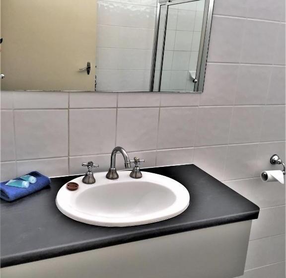 اتاق لوکس با تخت بزرگ, Ceduna Motor Inn