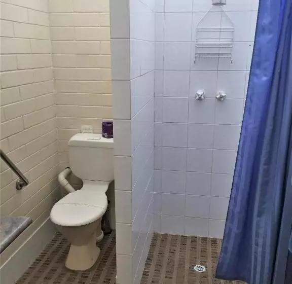 اتاق اکونومی, Ceduna Motor Inn