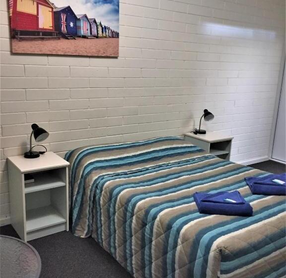 اتاق اکونومی, Ceduna Motor Inn