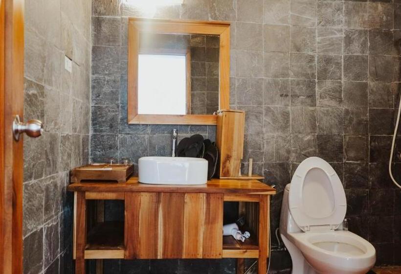 سوییت خانوادگی, Daisy Resort