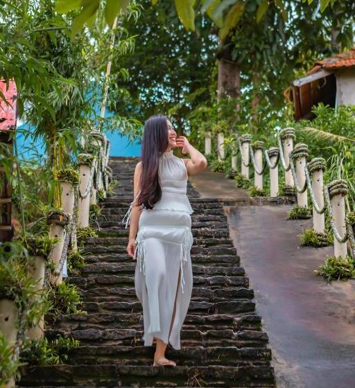 بانگلوی استاندارد با چشم‌انداز دریا, Daisy Resort