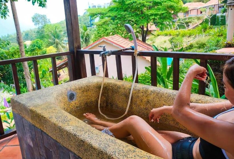 بانگلوی لوکس, Daisy Resort