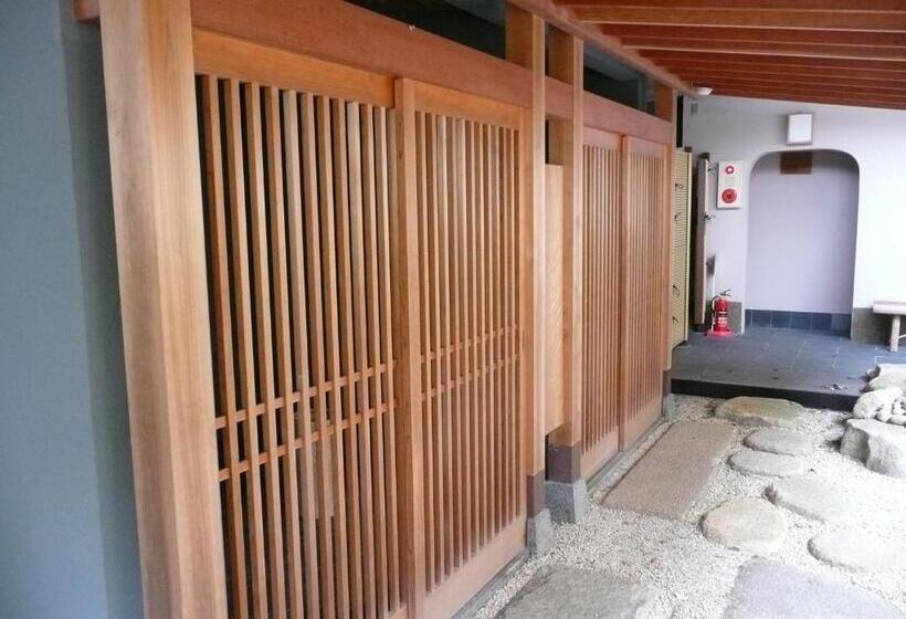 스탠다드 룸 공동 욕실, Donkairo