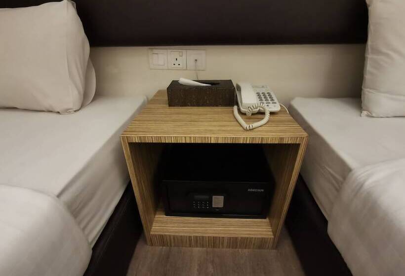 חדר סטנדרט, Ease