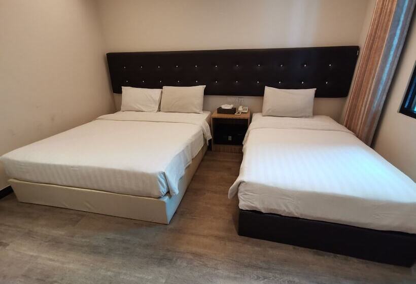 חדר משפחתי, Ease