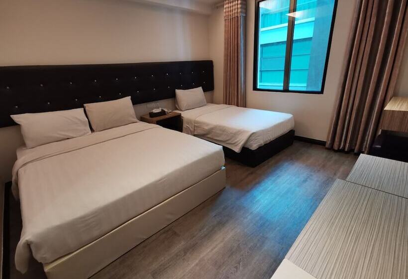 חדר משפחתי, Ease