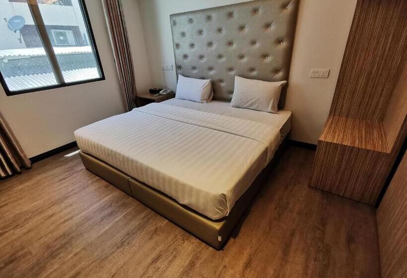 חדר דחוקס עם מיטת קינג, Ease