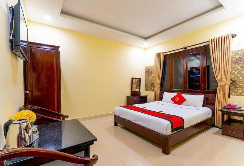 اتاق استاندارد با تخت بزرگ, Golden River