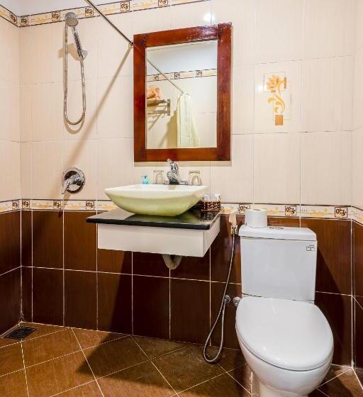 اتاق استاندارد با تخت بزرگ, Golden River