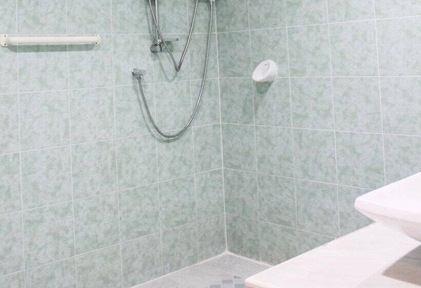 수피리어 룸, Kata Sea Host