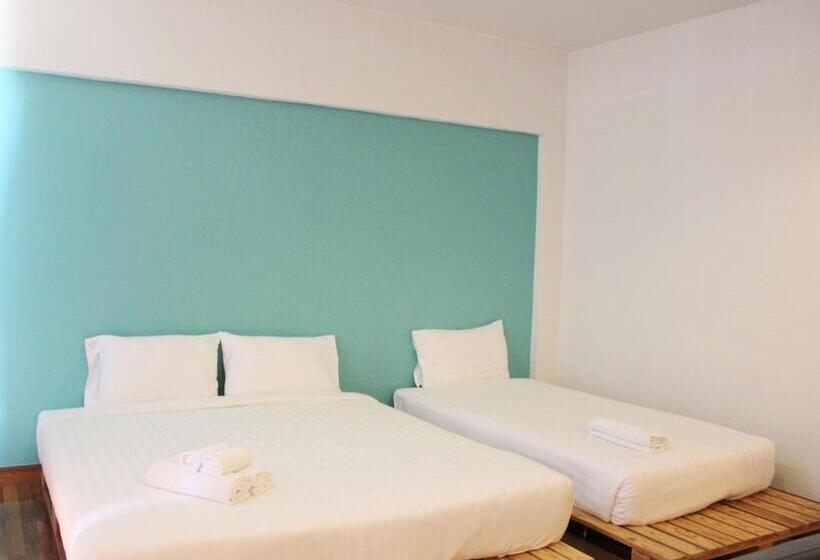 디럭스 패밀리 룸, Kata Sea Host