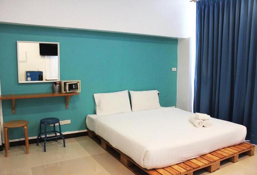 수피리어 룸, Kata Sea Host