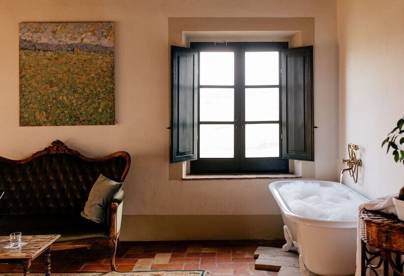 סוויטה, Locanda In Tuscany