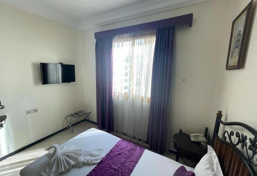 اتاق استاندارد یک نفره, Perla Hôtel