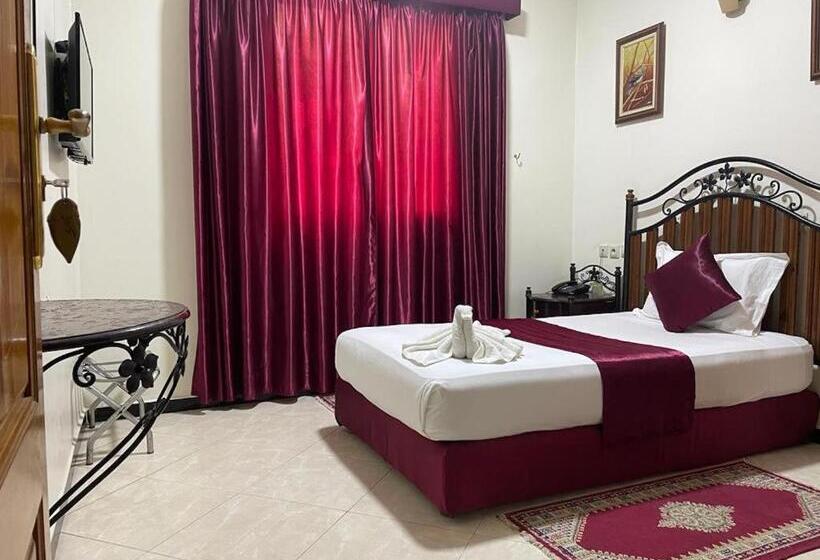 اتاق استاندارد یک نفره, Perla Hôtel