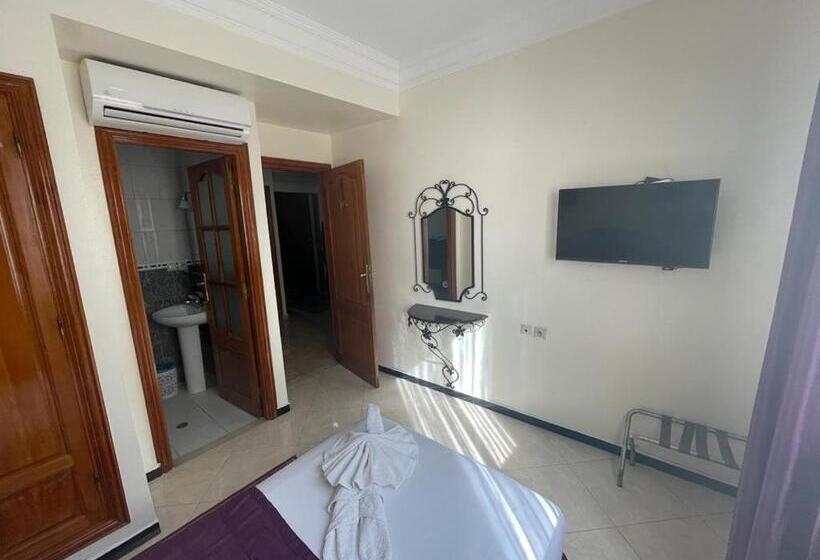 اتاق استاندارد یک نفره, Perla Hôtel