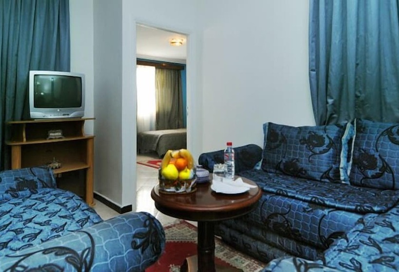 اتاق استاندارد سه نفره, Perla Hôtel