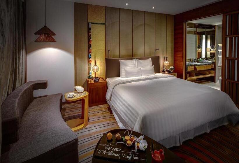 اتاق لوکس با تخت بزرگ, Pullman Vung Tau