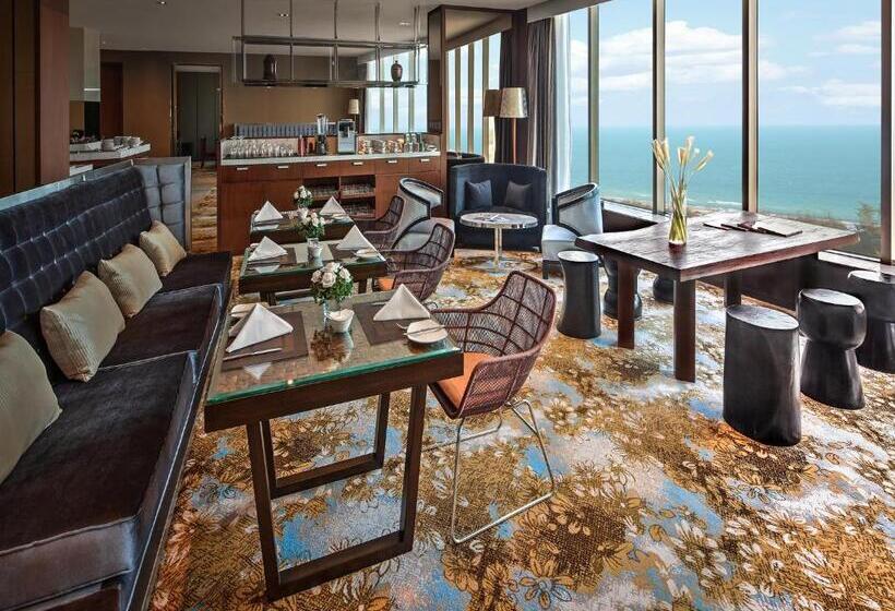 سوئیت با تخت بزرگ, Pullman Vung Tau