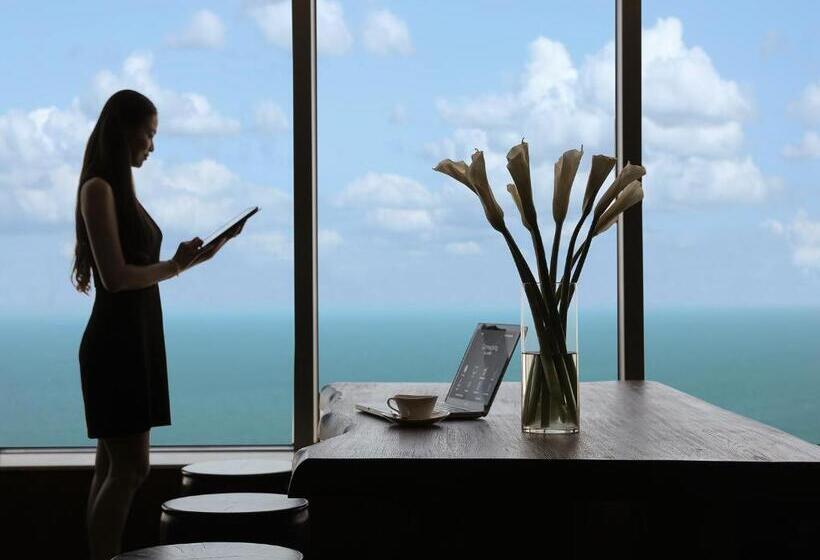 سوئیت با تخت بزرگ, Pullman Vung Tau