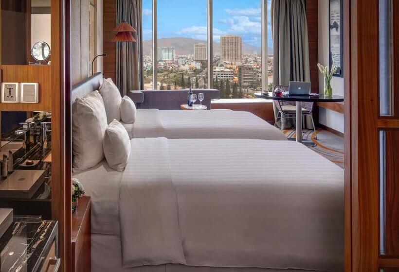 اتاق سوپریور با چشمانداز شهر, Pullman Vung Tau