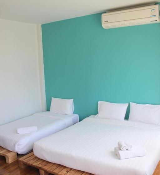 디럭스 패밀리 룸, Kata Sea Host